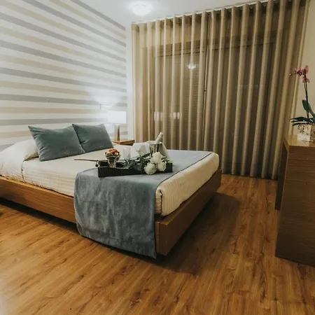 Nossa Senhora De Lurdes Фатіма