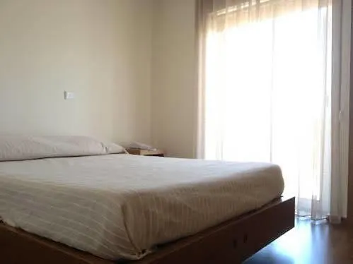 Nossa Senhora De Lurdes 2* Fátima